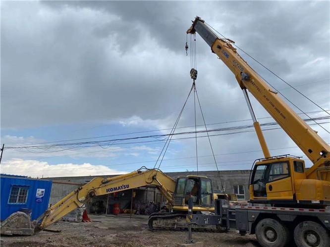 恒山区25吨吊车的工作半径是多少？