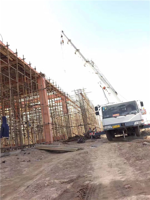 恒山区吊车作业的安全注意事项有哪些？